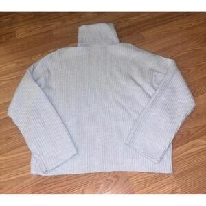 H&M Turtleneck Sweater Size Small